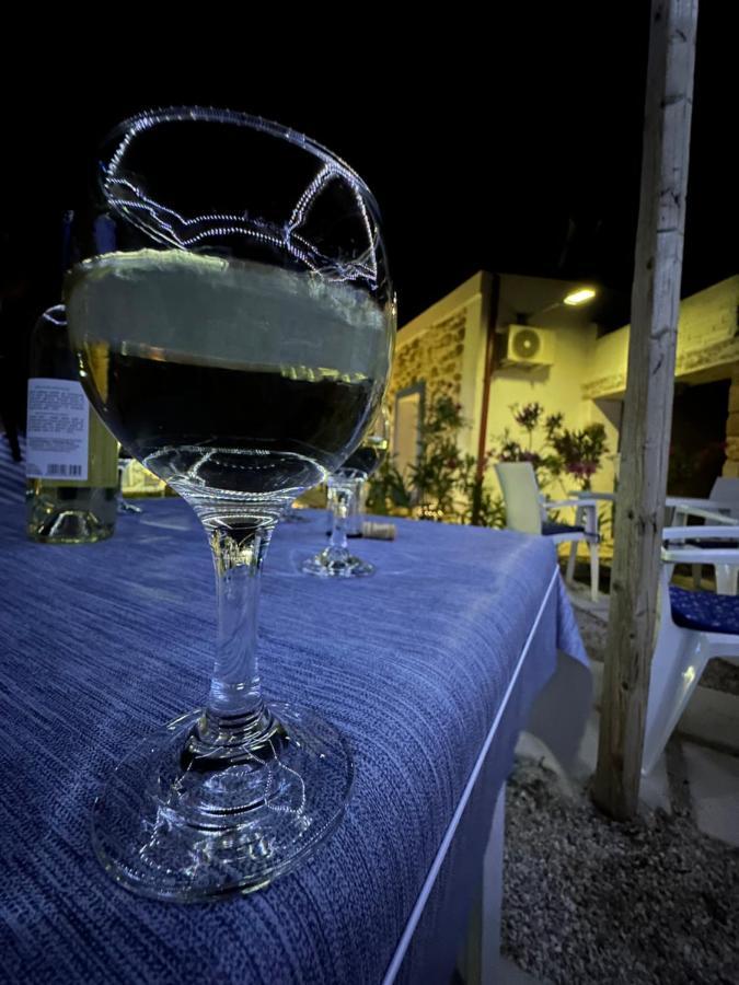Hotel Cocooning Blue House Elafonisi Vathi  Exterior foto